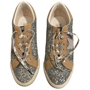 Vintage Havana, silver sparkle, sneakers with tan details - size 10